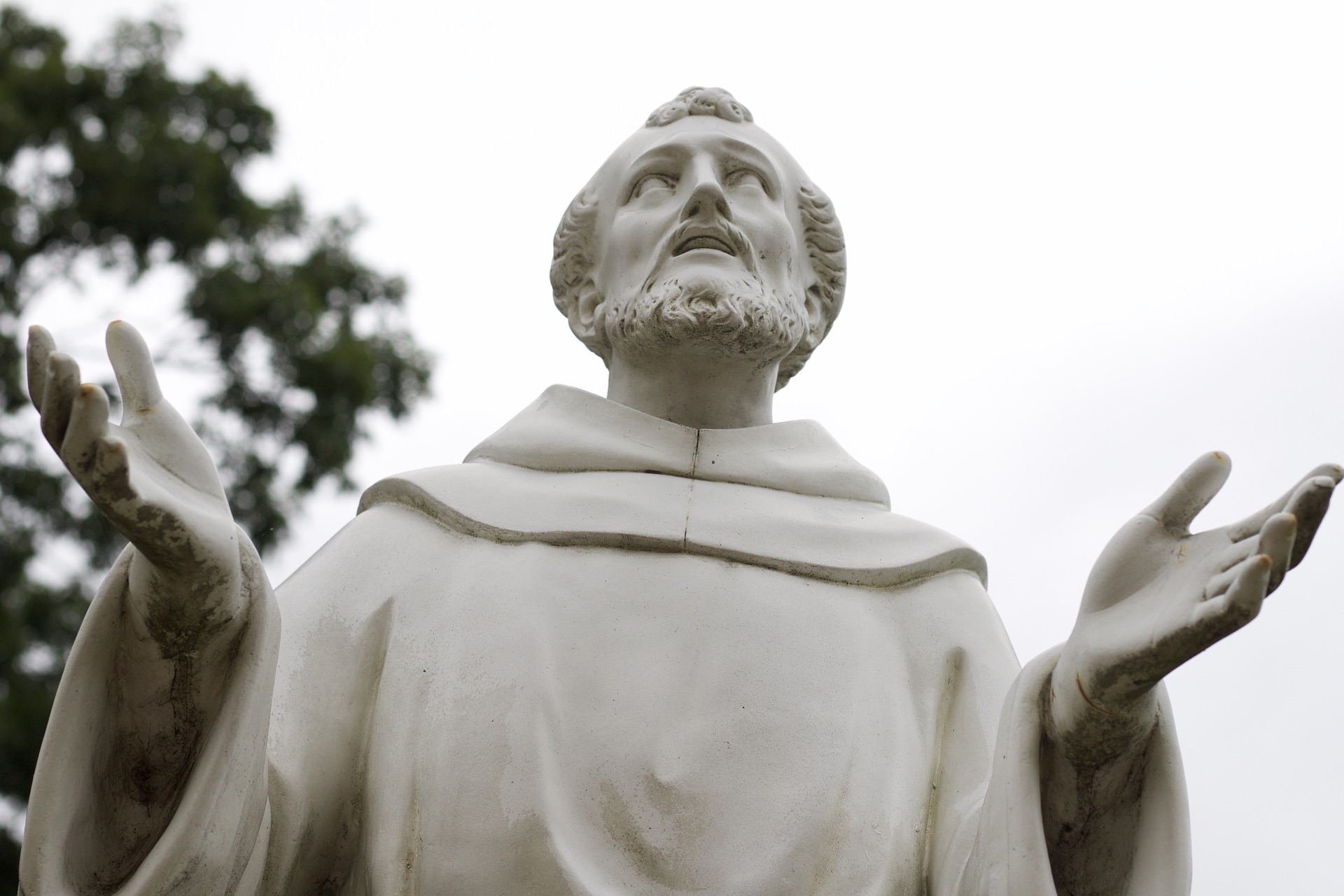 Una rivoluzione pacifica nel nome di San Francesco e della Carta di Assisi